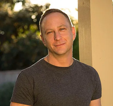 Даррен Дж. Дэвис